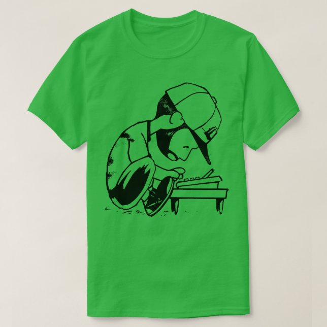 Camiseta J Dilla Sketch Gorra (Diseño del anverso)