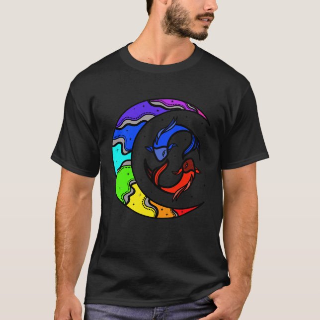 Camiseta Japanese Koi Fish and Crescent Moon With Rainbow C (Anverso)