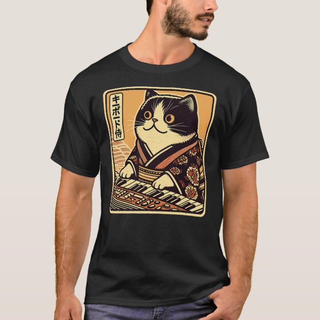 Camiseta Japanese Samurai Cat Playing The Keyboard (Anverso)