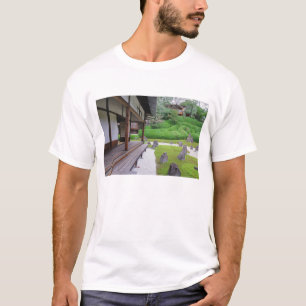 Camiseta Japón, Kyoto. Jardín de piedra en silencio