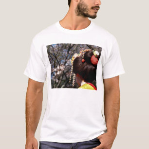 Camiseta Japón, Kyoto. Vista trasera de primer plano de la 