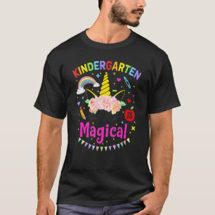 Camiseta Jardín de infancia Es arcoiris de unicornio mágico