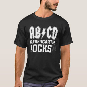 Camiseta Jardín de niños motiva a profesor de ABCD a volver