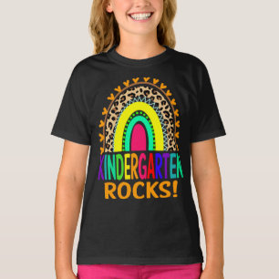 Camiseta Jardín de niños sacude al leopardo arco iris de vu