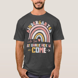 Camiseta Jardín de niños Terminamos 1er Grado Aquí Vemos Ra