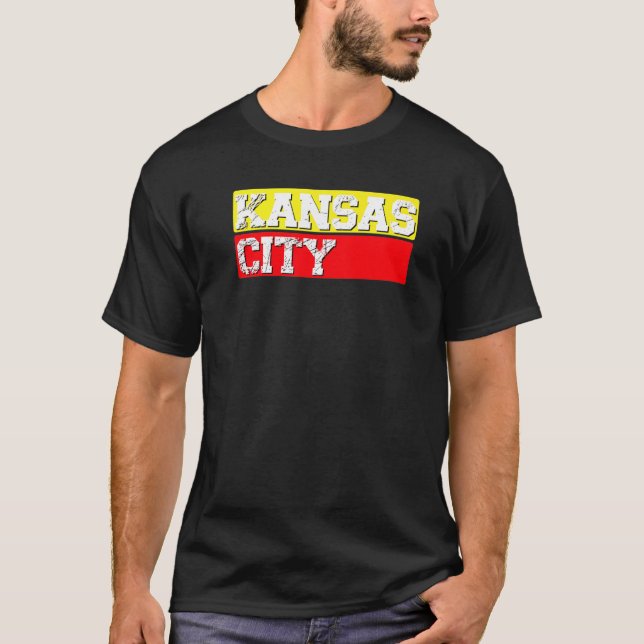 Camiseta Jefe de Kansas City Fútbol Amor Cuarterback Kcmo K (Anverso)