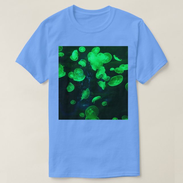 Camiseta Jellyfish Verde En Un Acuario (Diseño del anverso)