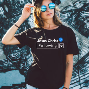Camiseta Jesucristo siguiendo la fe de la Biblia las mujere