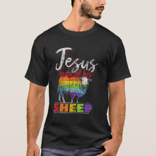 Camiseta Jesús ama a todas sus ovejas la bandera arcoiris d