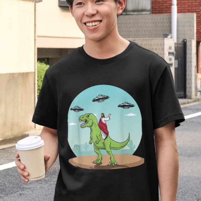Camiseta Jesús Montando Un Alien De OVNI De Dinosaurio (Subido por el creador)