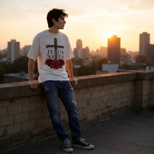 Camiseta Jesus Saves Tee