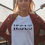Camiseta Jesus T-Shirt<br><div class="desc">Camiseta cristiana para mujeres con Jesús en caligrafía elegante con "la vida, el camino, la verdad" escribiendo como evidencia. Este diseño moderno y moderno es la declaración perfecta de regalo y moda. Eleva tu fe con nuestra camiseta cristiana para mujeres, adornada con caligrafía elegante. Este moderno y moderno diseño no...</div>
