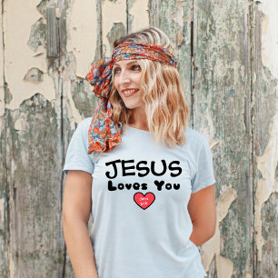 Camiseta Jesús Te ama el corazón rojo