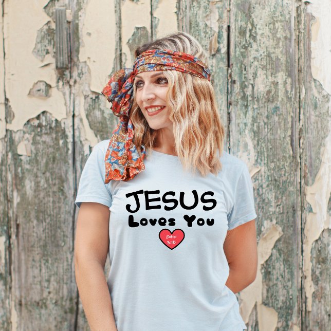 Camiseta Jesús Te ama el corazón rojo (Subido por el creador)