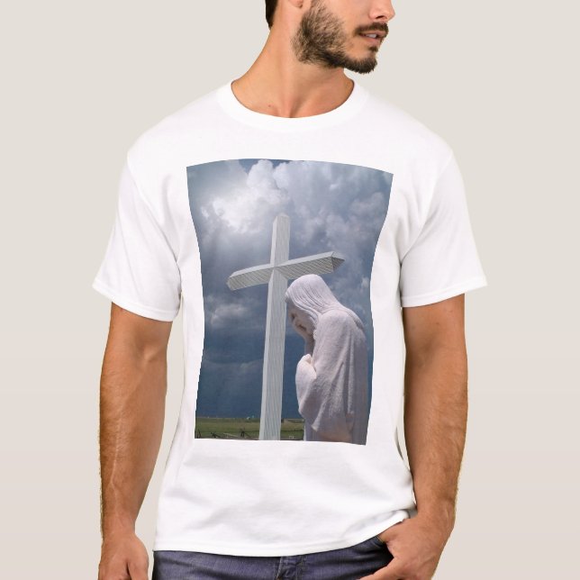 Camiseta Jesús y cruz (Anverso)
