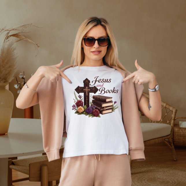 Camiseta Jesús y libros (Subido por el creador)