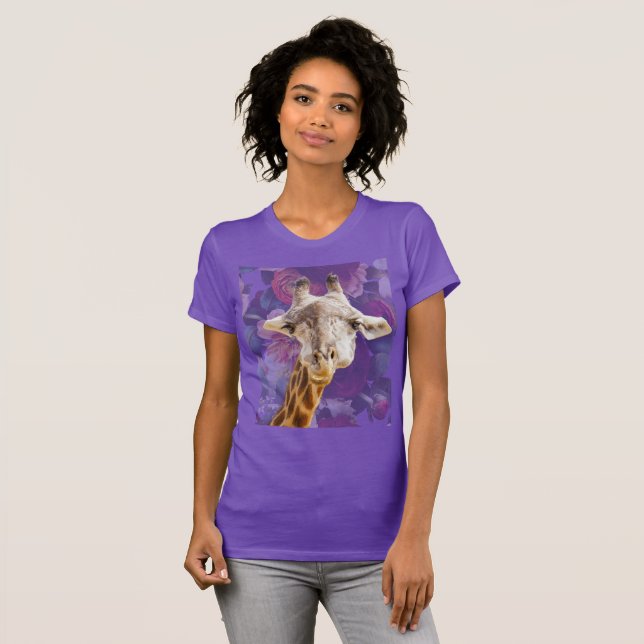 Camiseta Jirafa y Flores Morado Divertido Animal Moderno (Anverso completo)
