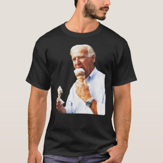 Camiseta Joe Biden Eating Ice Cream Pegatina.png