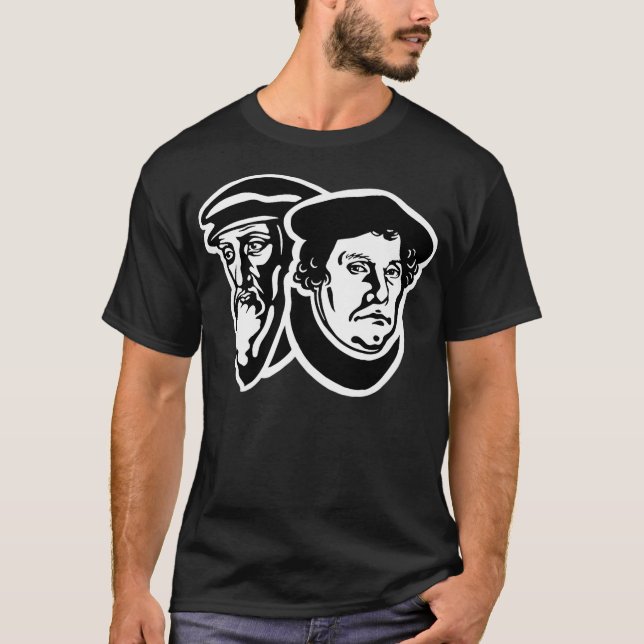 Camiseta John Calvin y Martin Luther Reformaron la Teología (Anverso)