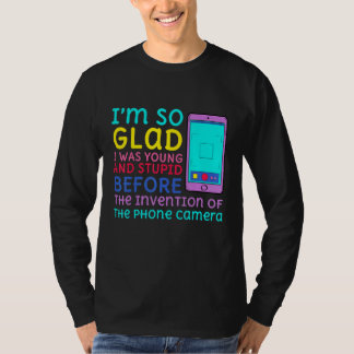 Camiseta Joven Y Estúpido Antes De La Invención Del Teléfon