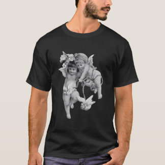 Camiseta Jóvenes Cernícalos Angélicos Jugando Con Su Paloma