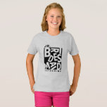Camiseta Jr. Bridesmaid, fiesta de bodas<br><div class="desc">Moderna boda Junior Jr. Camisa de dama de honor,  camiseta de tipografía negra. Un regalo perfecto para los miembros de tu fiesta de bodas.</div>