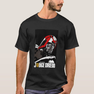 Camiseta Judge Dredd - Back in Black w Logo Classic T-Shirt