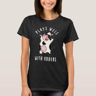 Camiseta Juega Bien Con Udders Funny Cow Pun Dark BG