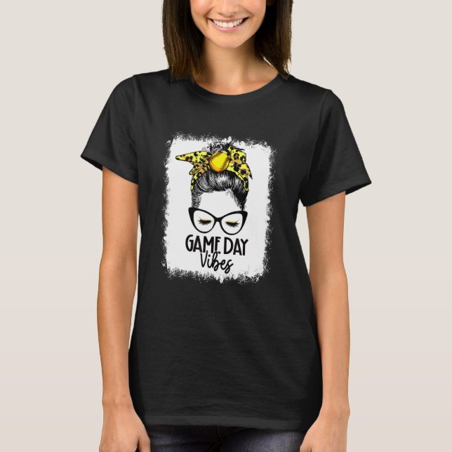 Camiseta Juego de Softball Bleached Day Vibes Messy Bun Sof (Anverso)