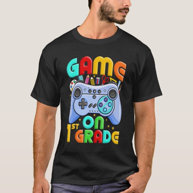 Camiseta Juego en 1er grado Volver a la escuela 1er grado U (Anverso)