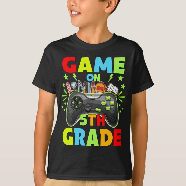 Camiseta Juego En 5º Grado De Vuelta Al 5º Grado Desbloquea (Anverso)
