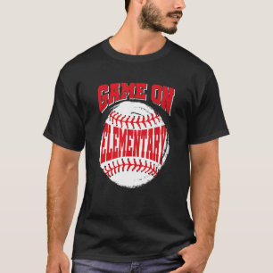 Camiseta Juego En El Béisbol Elemental De Vuelta A La Escue
