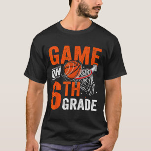 Camiseta Juegos Divertidos En El Sexto Grado De Baloncesto