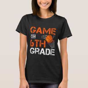 Camiseta Juegos Divertidos En El Sexto Grado De Baloncesto 