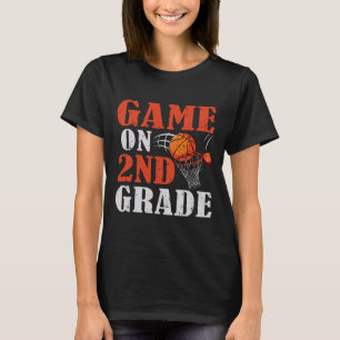 Camiseta Juegos divertidos sobre baloncesto de 2º grado de 