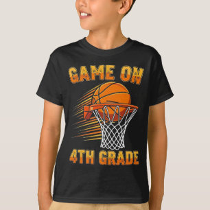 Camiseta Juegos en el 4º curso de baloncesto en el primer d