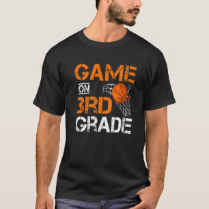 Camiseta Juegos En El Primer Día De La Escuela De Baloncest