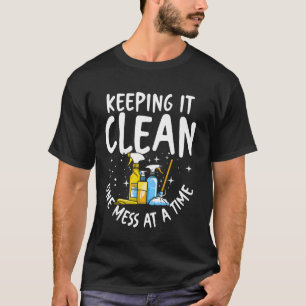 Camiseta Juez de guardia de la casa, Manteniéndolo limpio