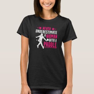 Camiseta Jugadora De Baloncesto Deportiva Mujer Con Una Pal