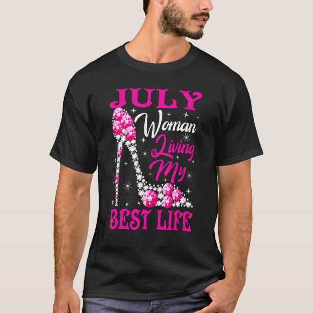Camiseta Julio Mujer viviendo mi mejor vida zapatos rosados (Anverso)