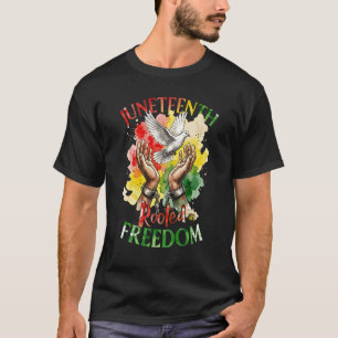 Camiseta Juneteenth Arraigada Paloma de la Libertad Cadena 