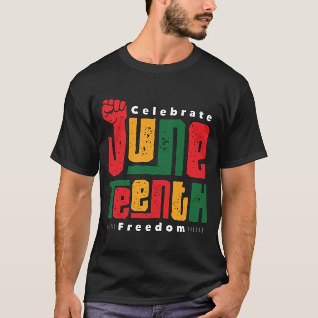 Camiseta Juneteenth Freedom Protest  Black History Activist (Anverso)