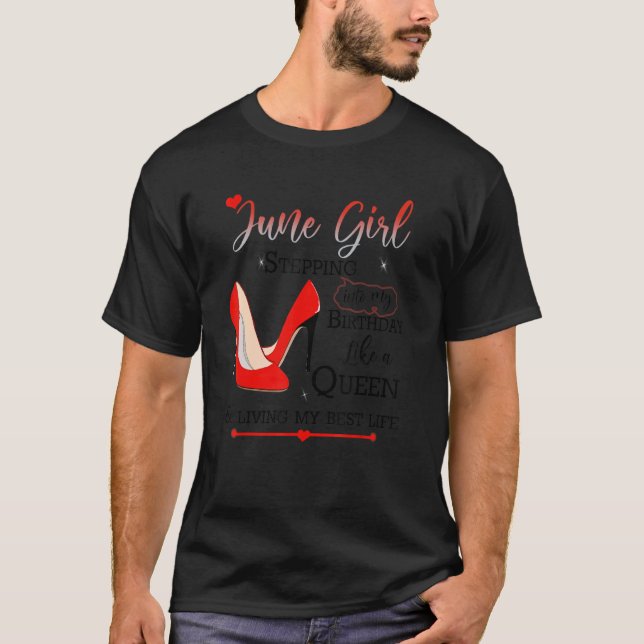 Camiseta Junio Chica Entrando A Mi Cumpleaños Como Reina (Anverso)