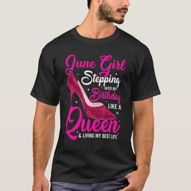 Camiseta Junio Chica Entrando A Mi Cumpleaños Como Reina (Anverso)