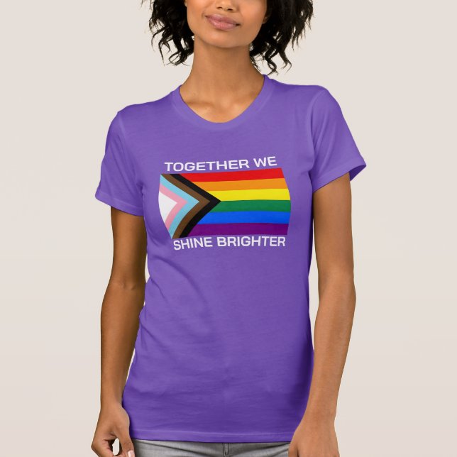 Camiseta Juntos hacemos brillar la bandera de Brighter Lgbt (Anverso)