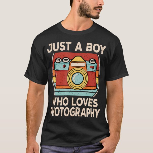 Camiseta Just A Boy Who Loves Photography Retro Camera Love (Anverso)