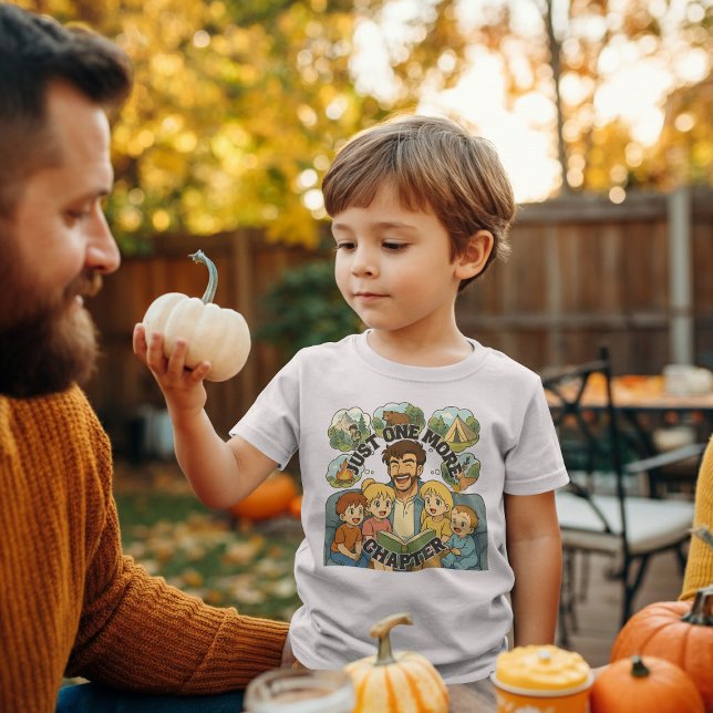 Camiseta Just One More Chapter Tee (Subido por el creador)