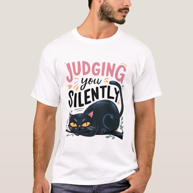 Camiseta Juzgando silenciosamente (Anverso)