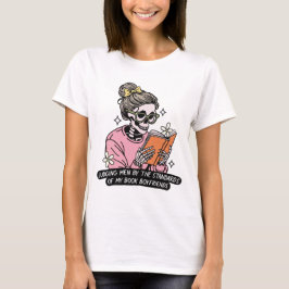 Camiseta Juzgar a los hombres según los estándares de mis n