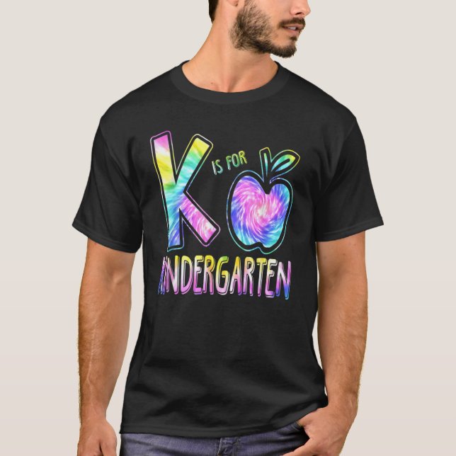 Camiseta K Es Para El Docente De Jardín De Niños, Tie Dye D (Anverso)